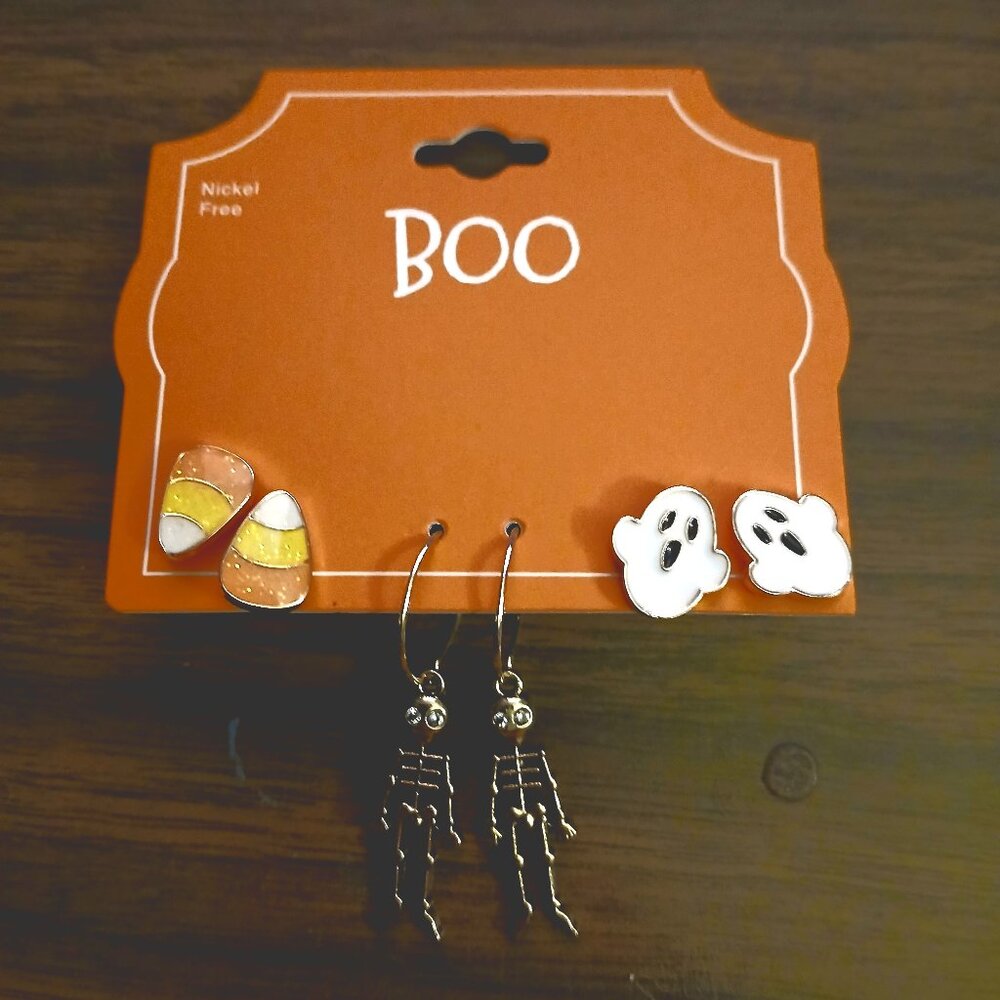 BOO EARRINGS